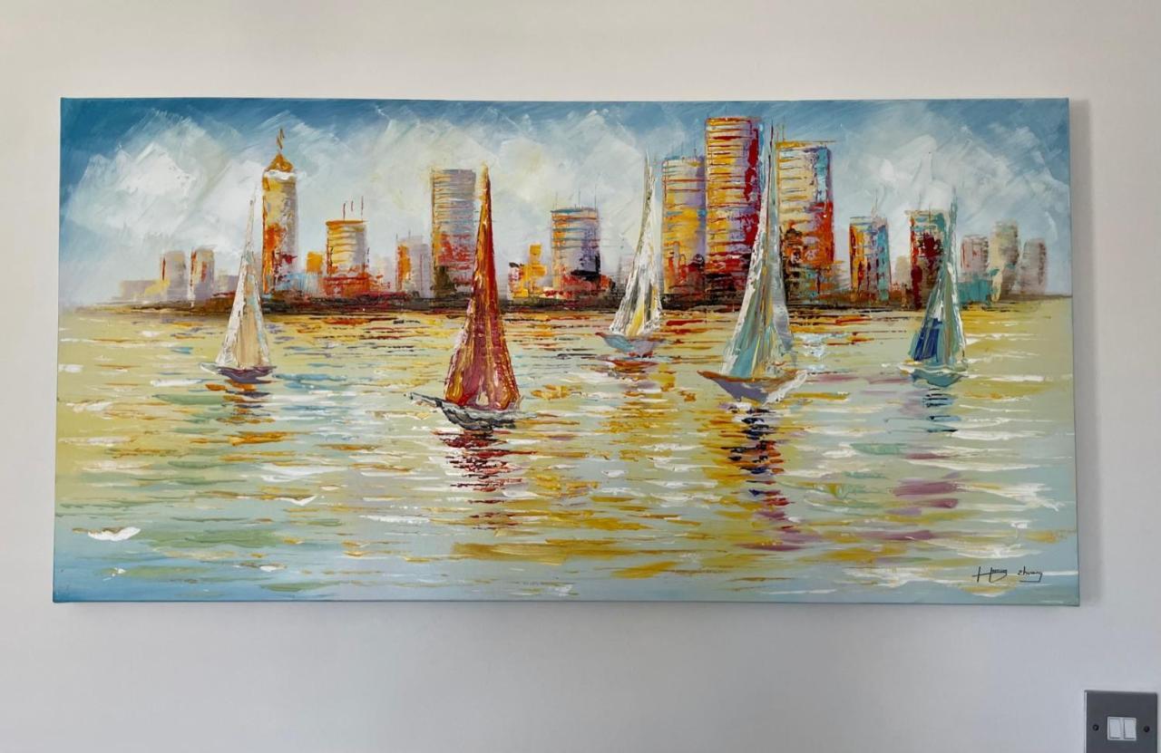Exquisite Apartment, Stone Throw From The Beach بورنماوث المظهر الخارجي الصورة