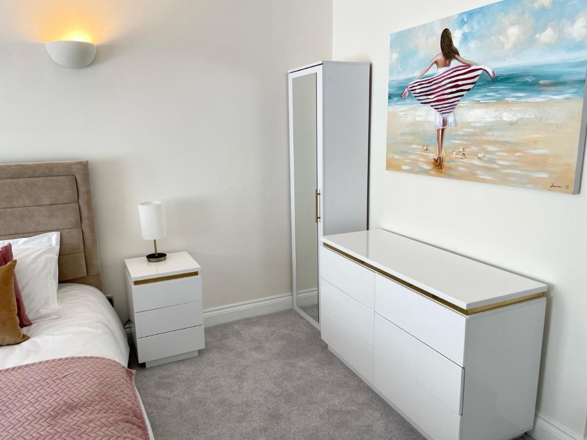 Exquisite Apartment, Stone Throw From The Beach بورنماوث المظهر الخارجي الصورة