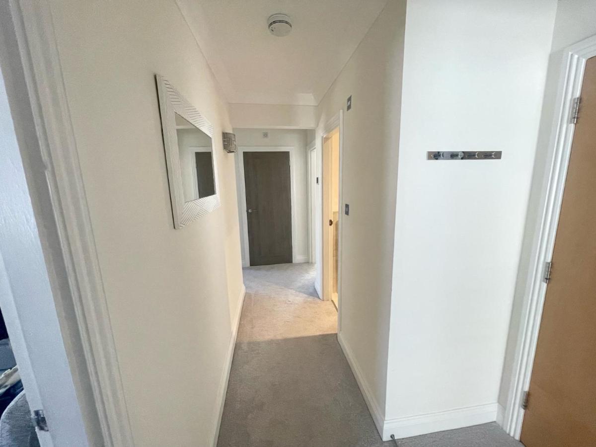 Exquisite Apartment, Stone Throw From The Beach بورنماوث المظهر الخارجي الصورة